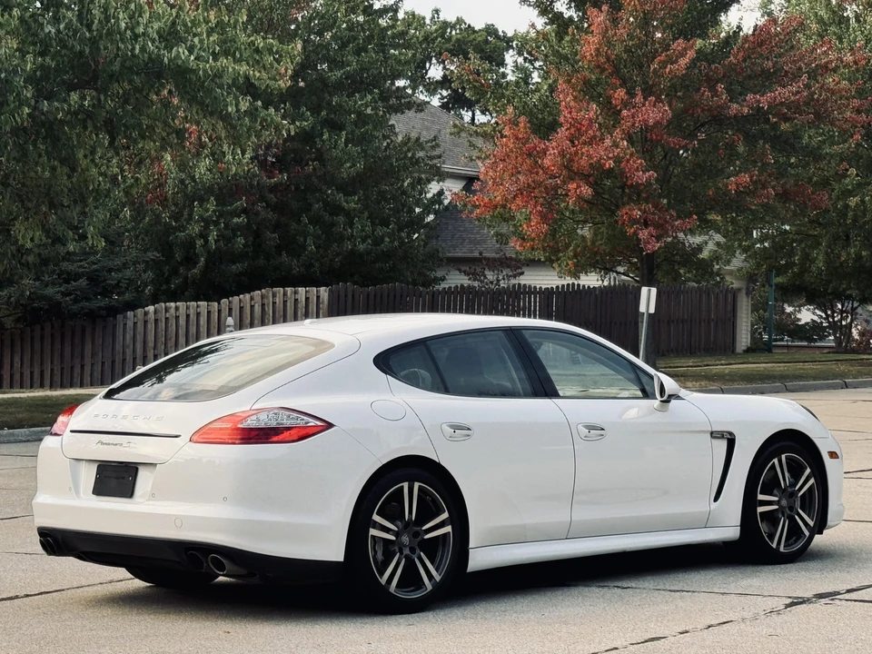 2012 Porsche 970 Panamera S - Image 22 of 31