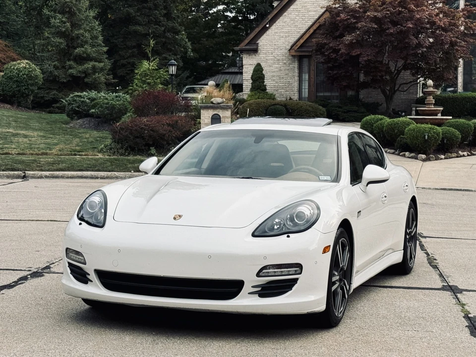 2012 Porsche 970 Panamera S - Image 5 of 31