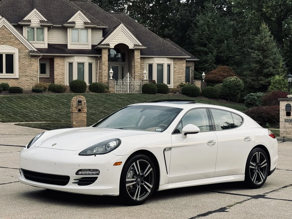 2012 Porsche 970 Panamera S - Image 3 of 31