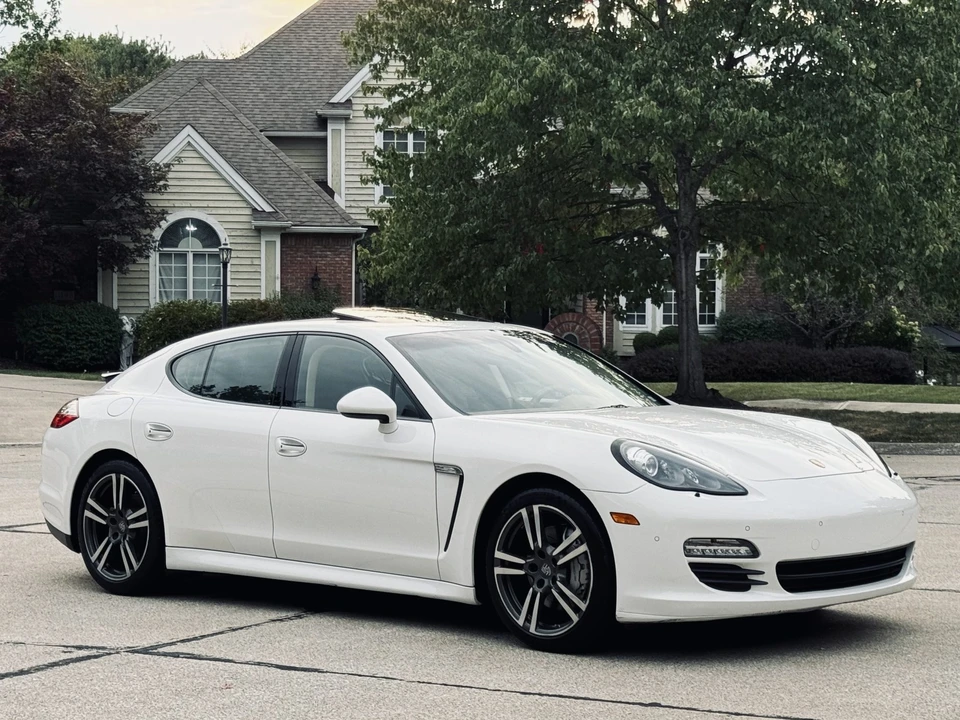2012 Porsche 970 Panamera S - Image 12 of 31