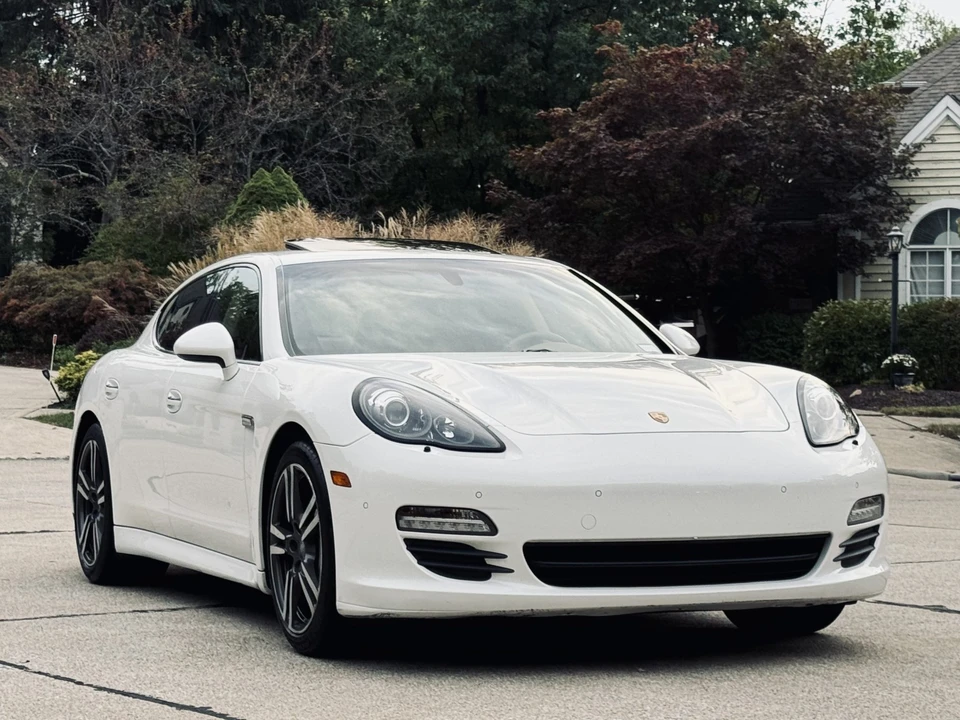 2012 Porsche 970 Panamera S - Image 10 of 31