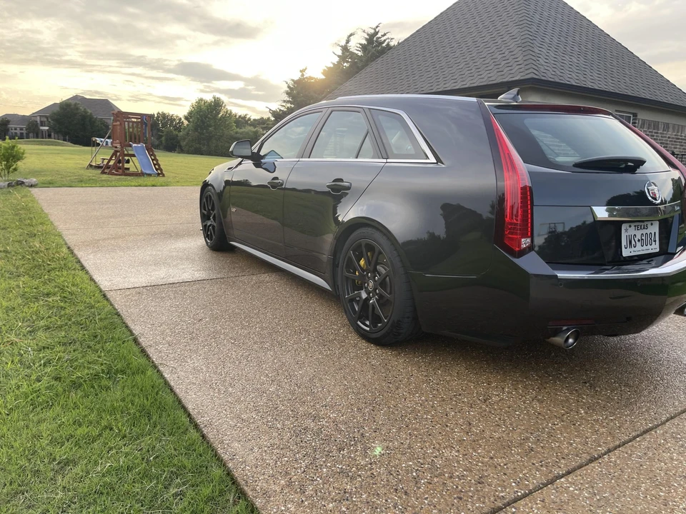 2013 Cadillac CTS-V 2nd Gen - Image 25 of 31