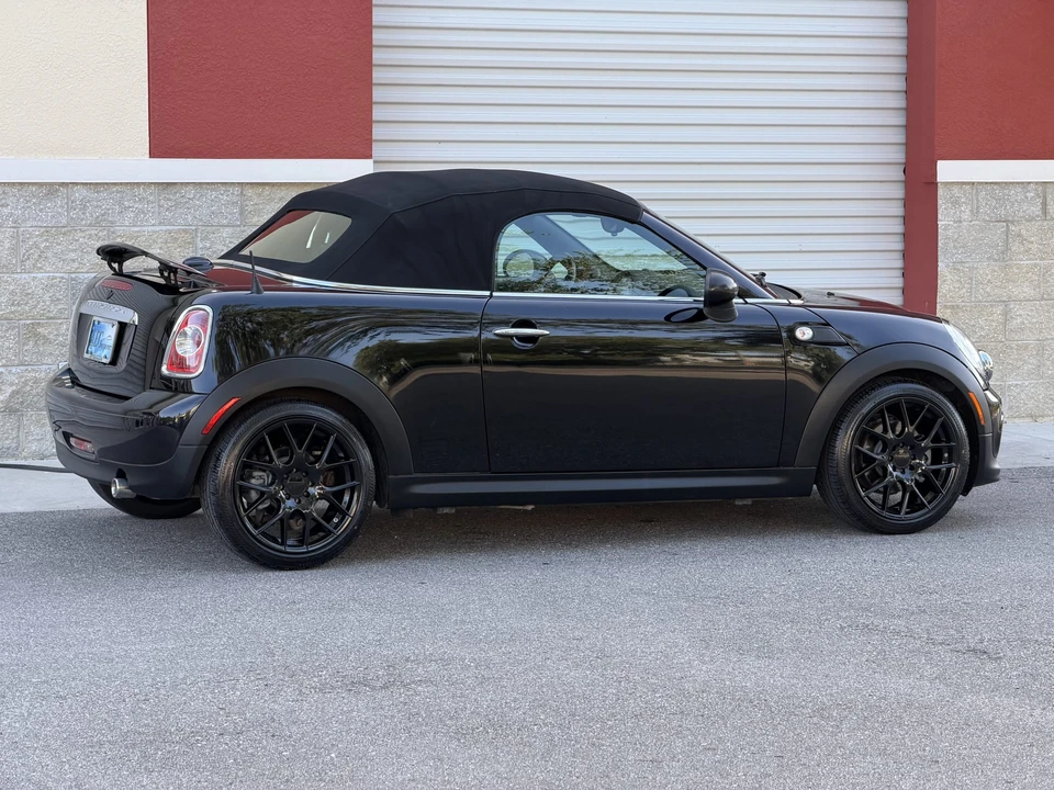 2013 Mini Coupe & Roadster - Image 21 of 31