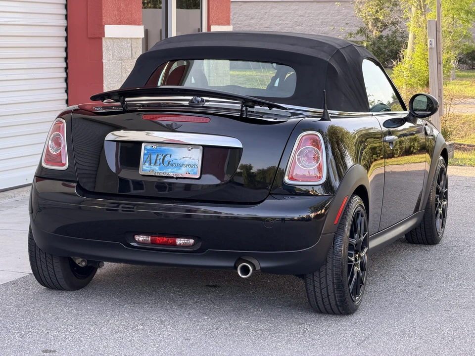 2013 Mini Coupe & Roadster - Image 25 of 31