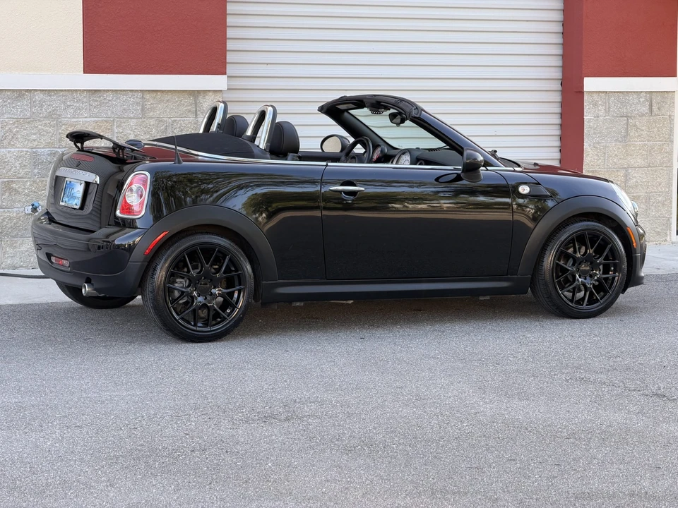 2013 Mini Coupe & Roadster - Image 9 of 31