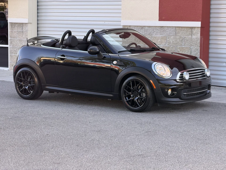 2013 Mini Coupe & Roadster - Image 7 of 31