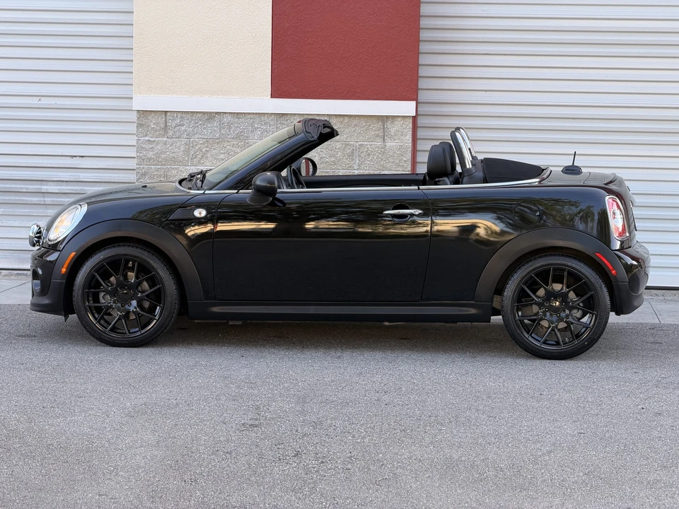 2013 Mini Coupe & Roadster - Image 11 of 31