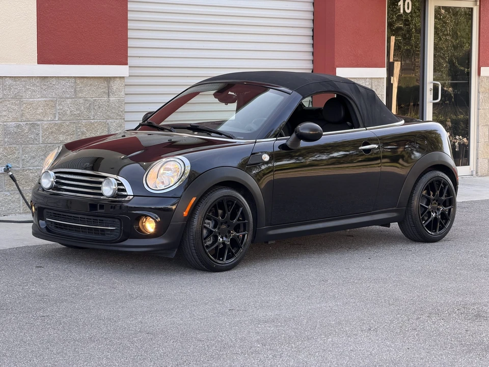 2013 Mini Coupe & Roadster - Image 14 of 31
