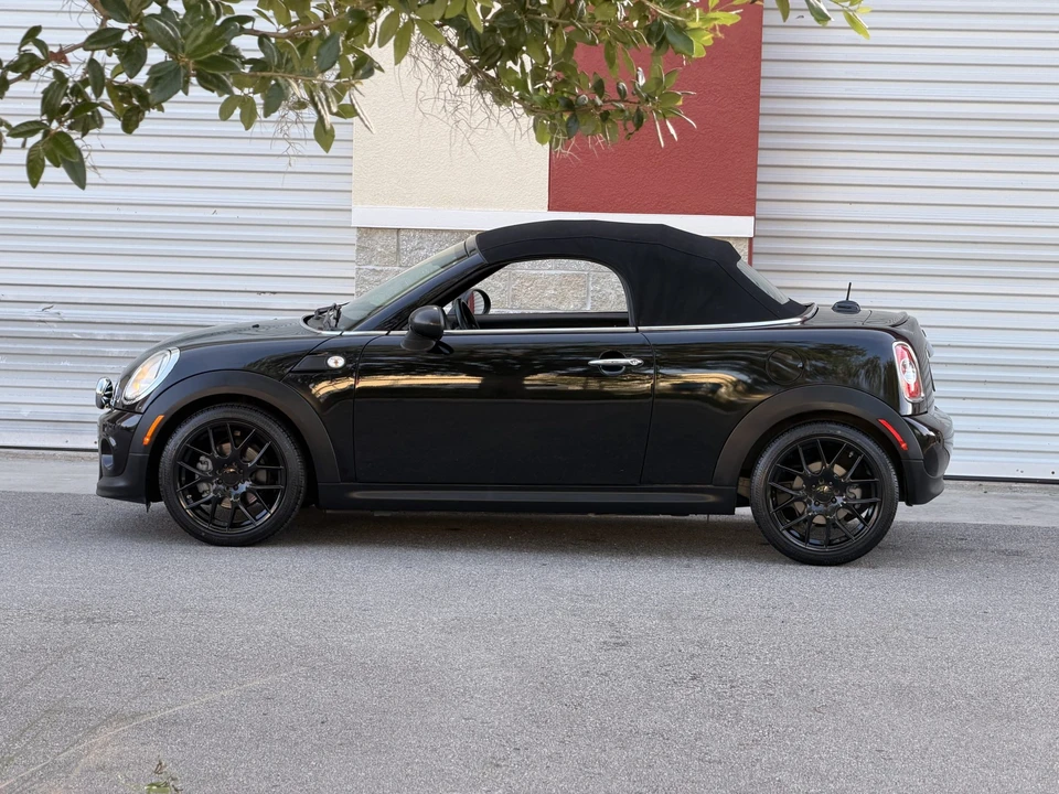 2013 Mini Coupe & Roadster - Image 30 of 31