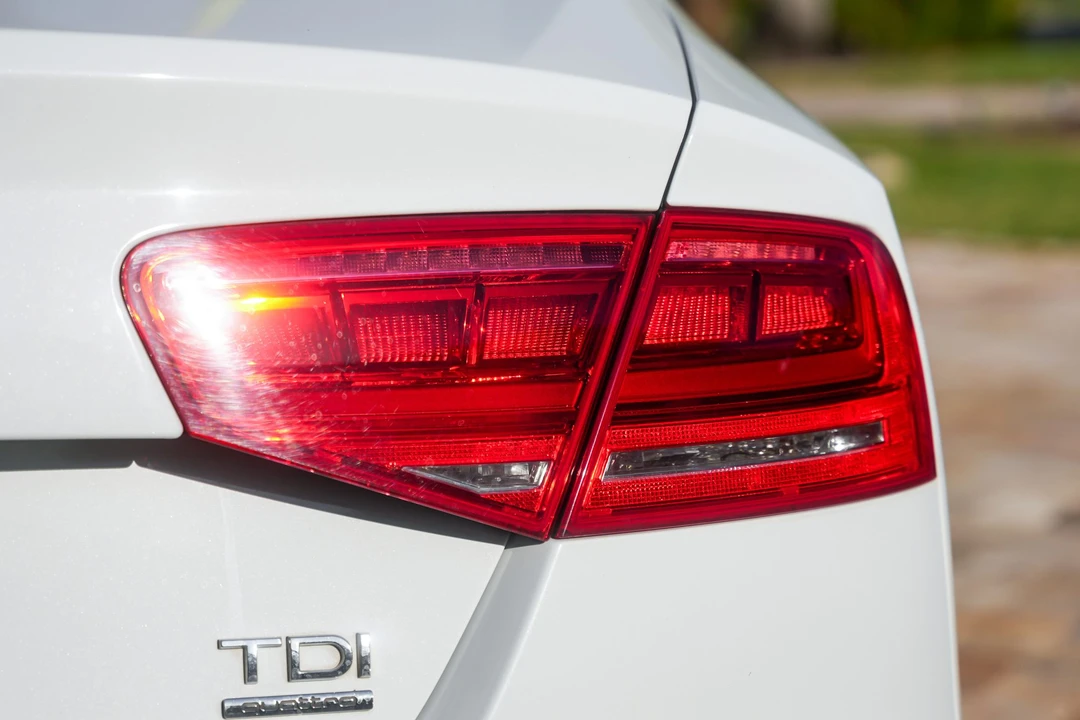2014 Audi D4 A8 - Image 30 of 31