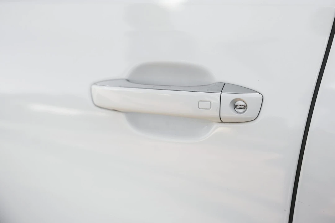 2014 Audi D4 A8 - Image 19 of 31