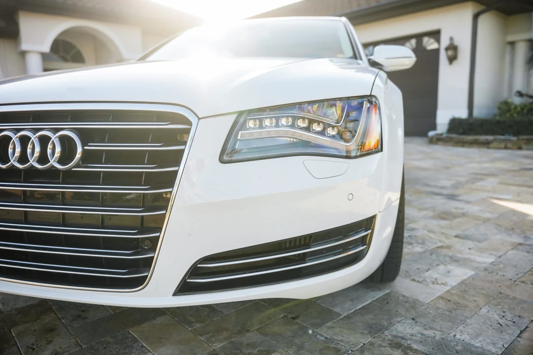 2014 Audi D4 A8 - Image 10 of 31