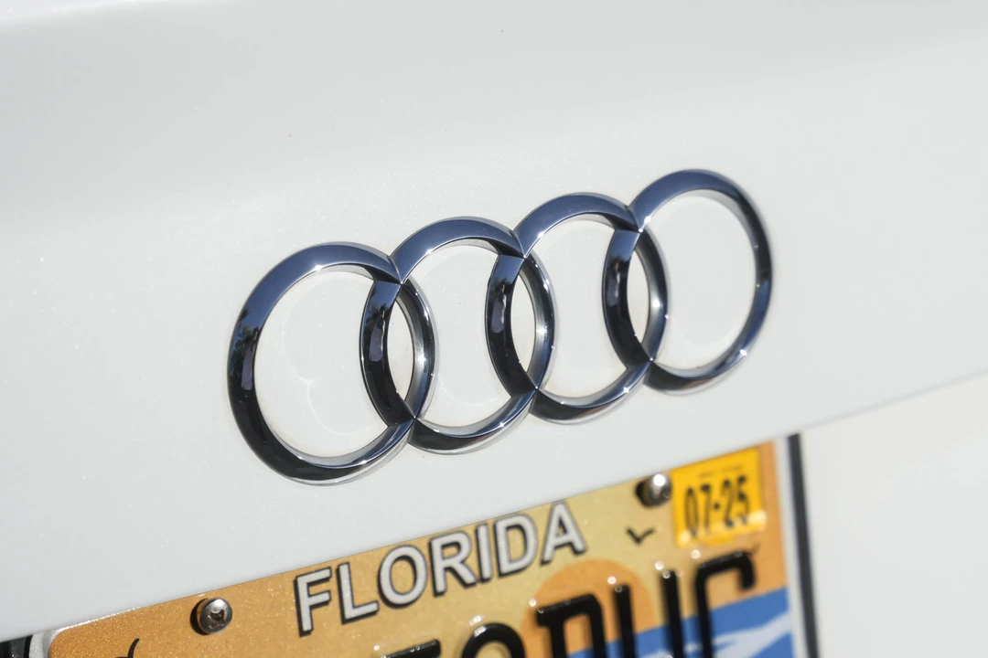 2014 Audi D4 A8 - Image 28 of 31
