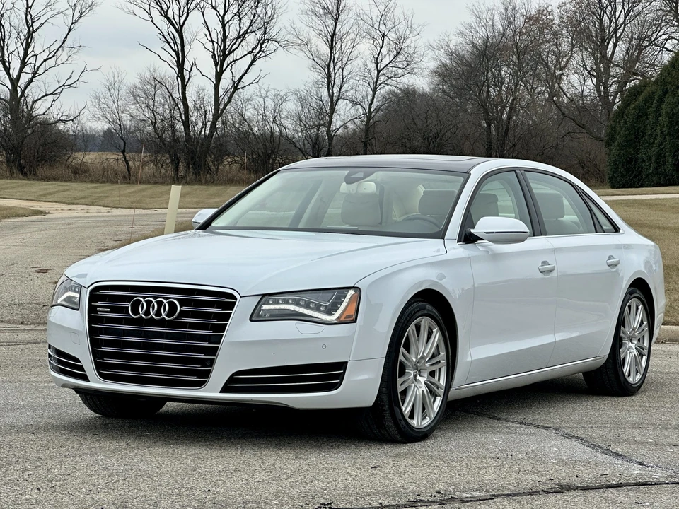 2014 Audi D4 A8 - Image 5 of 31