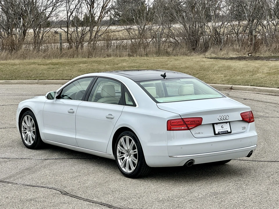 2014 Audi D4 A8 - Image 8 of 31
