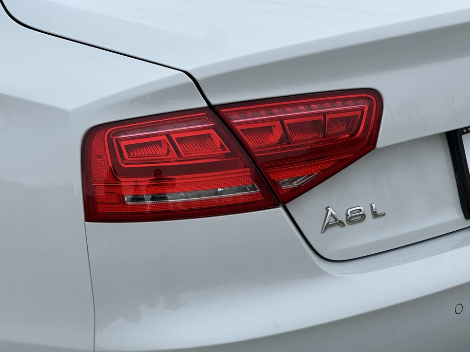 2014 Audi D4 A8 - Image 26 of 31