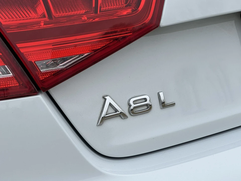 2014 Audi D4 A8 - Image 27 of 31