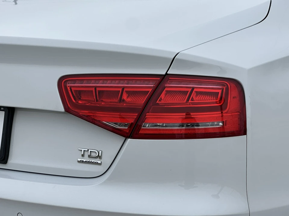 2014 Audi D4 A8 - Image 31 of 31
