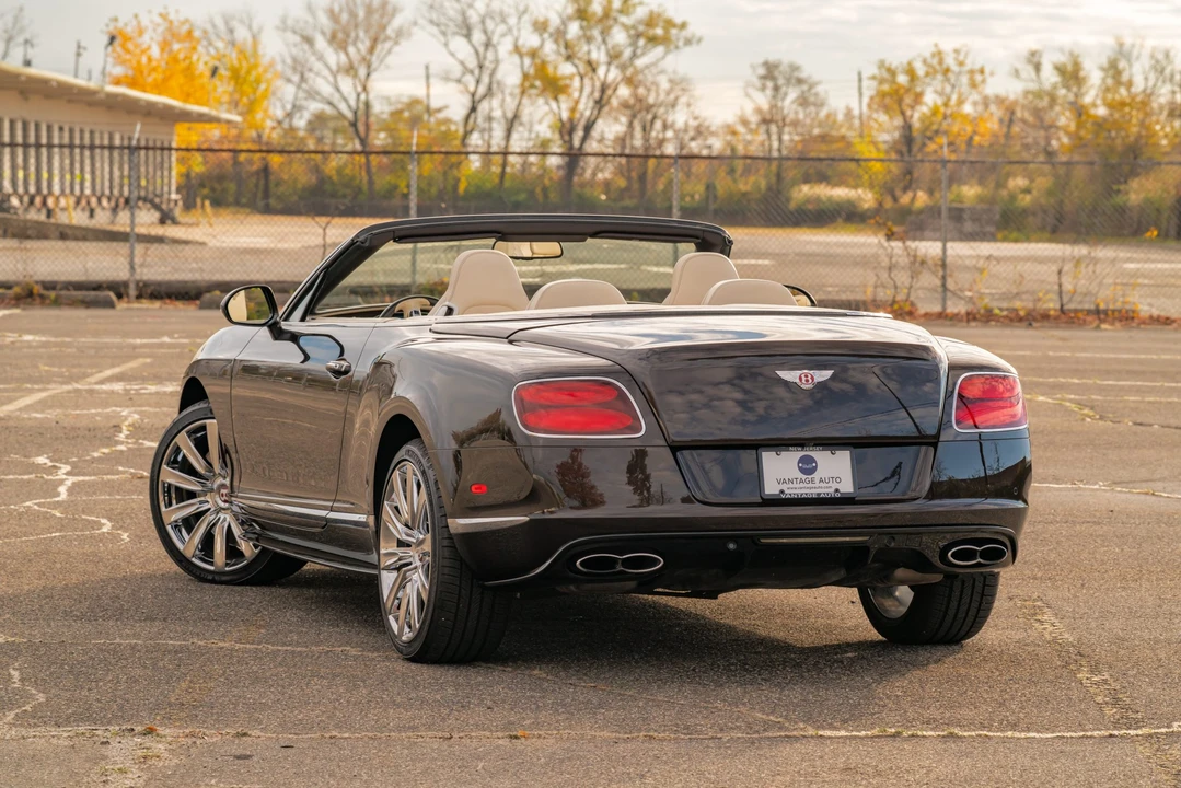 2014 Bentley Continental GTC - Image 17 of 31