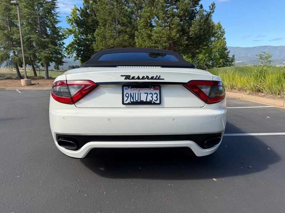 2015 Maserati GranTurismo 1st Gen - Image 19 of 31