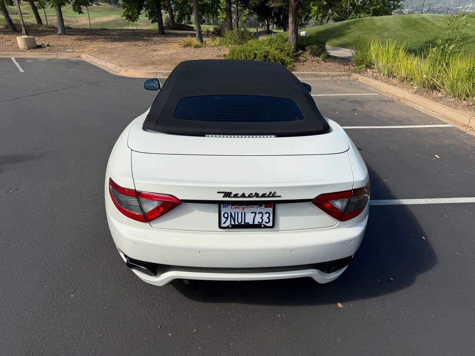 2015 Maserati GranTurismo 1st Gen - Image 18 of 31