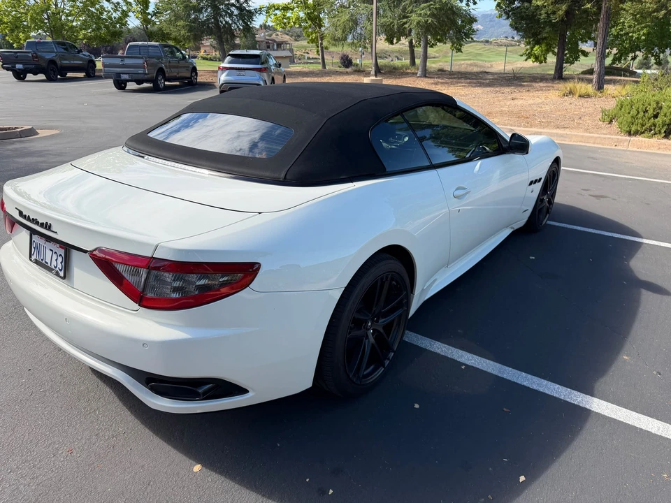 2015 Maserati GranTurismo 1st Gen - Image 16 of 31