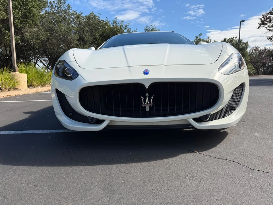 2015 Maserati GranTurismo 1st Gen - Image 14 of 31