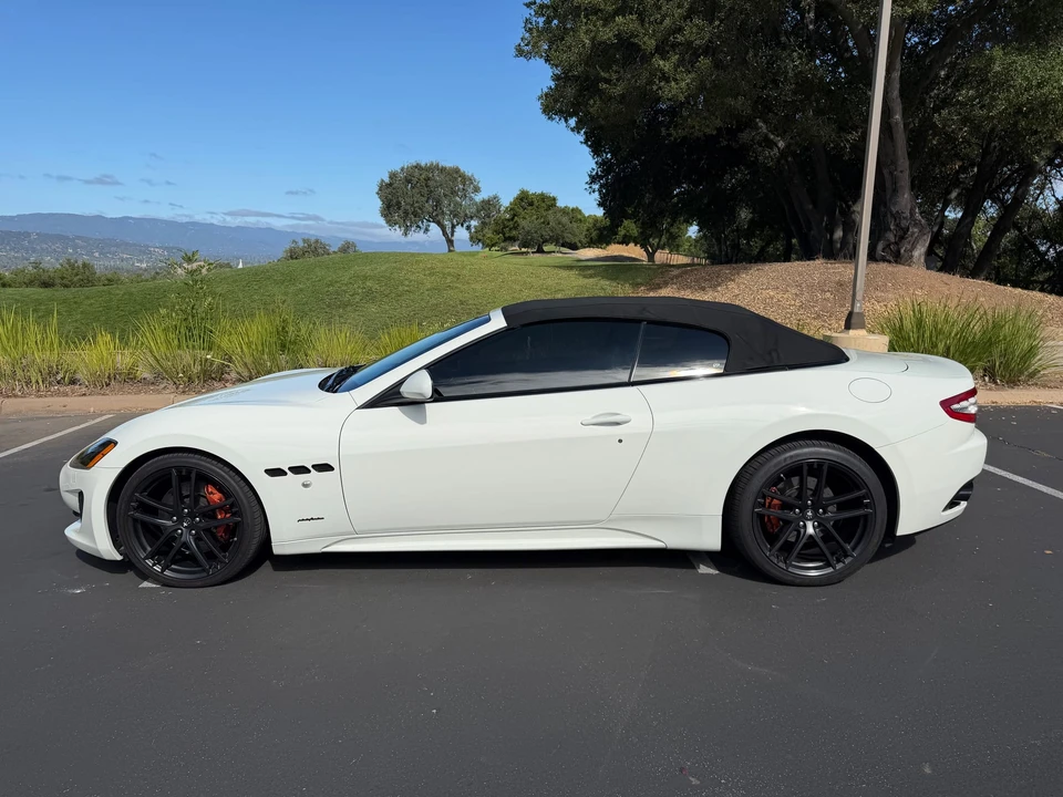 2015 Maserati GranTurismo 1st Gen - Image 22 of 31