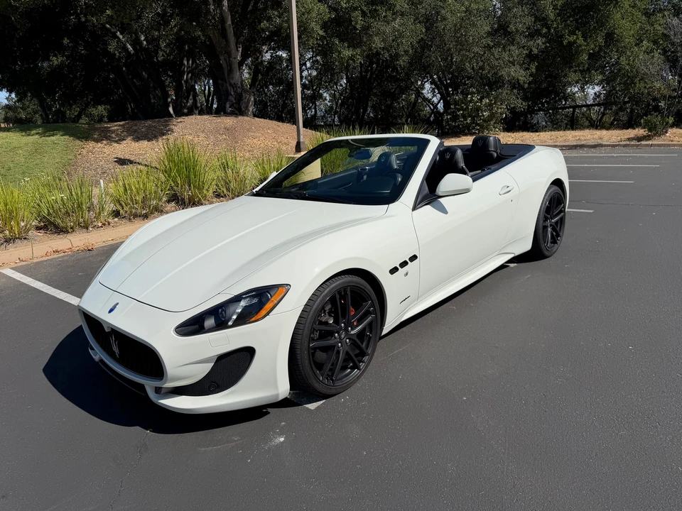2015 Maserati GranTurismo 1st Gen - Image 2 of 31