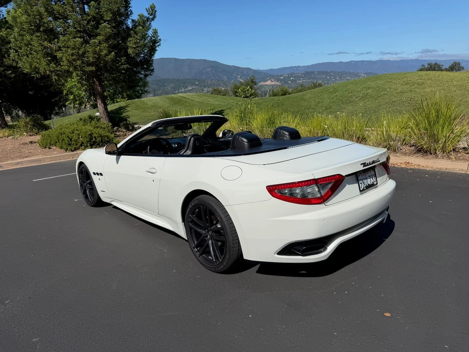 2015 Maserati GranTurismo 1st Gen - Image 11 of 31