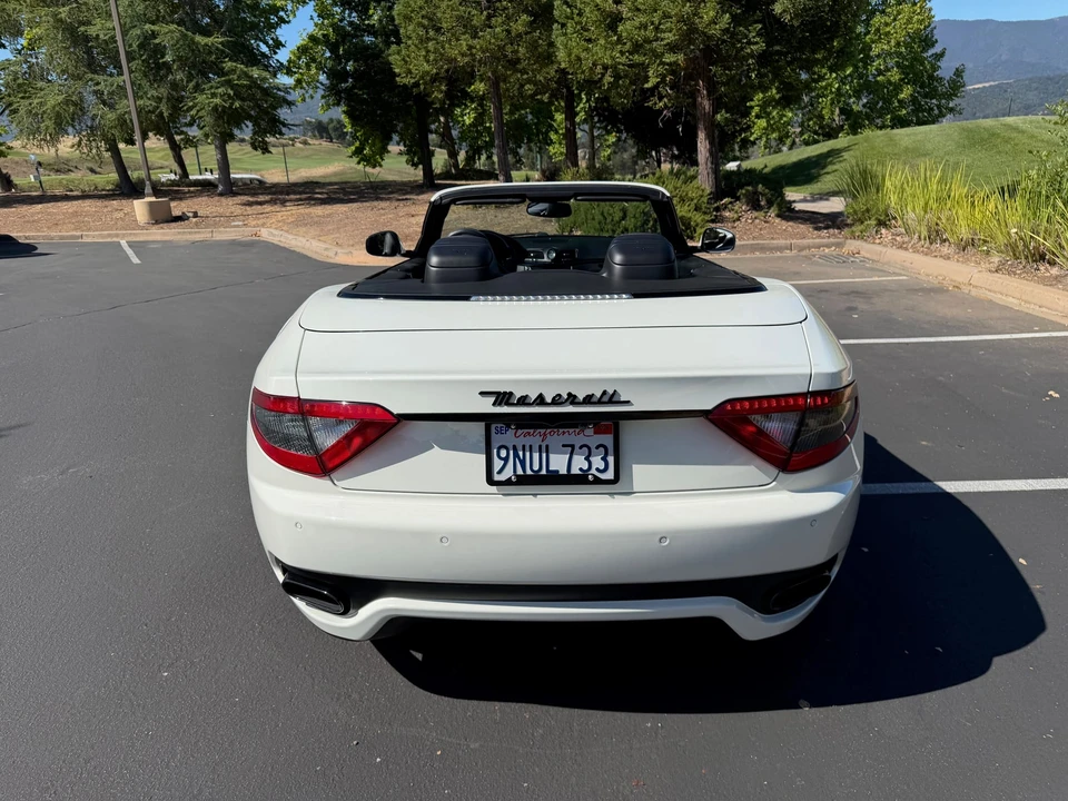 2015 Maserati GranTurismo 1st Gen - Image 9 of 31