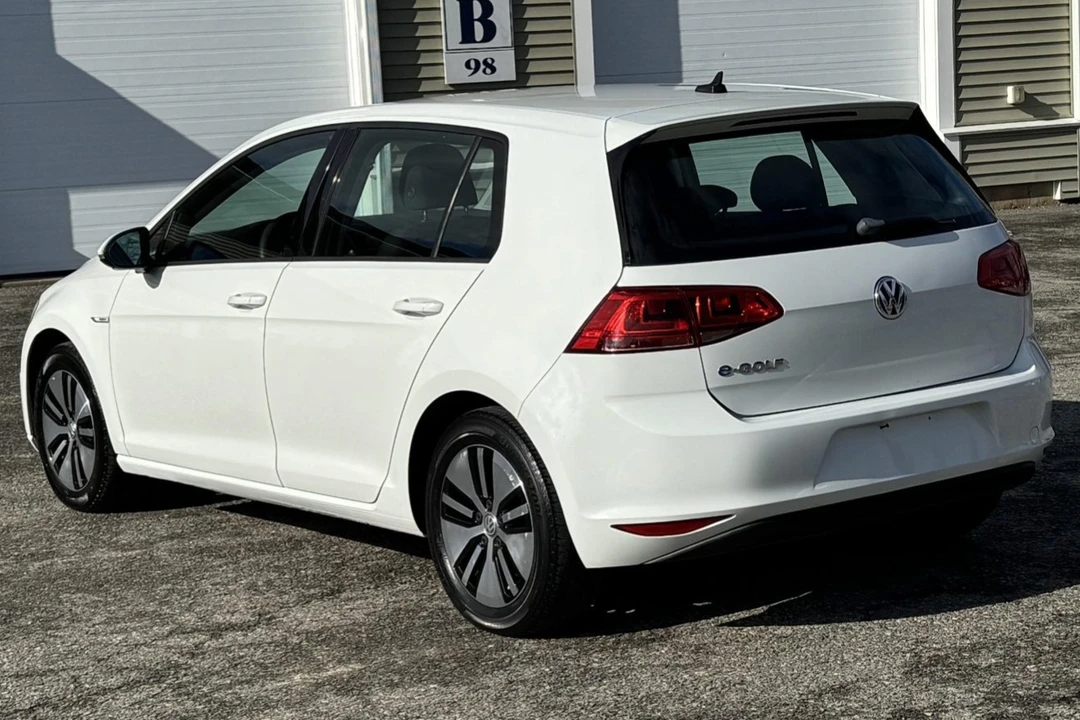 2016 Volkswagen Golf Mk7 - Image 2 of 7