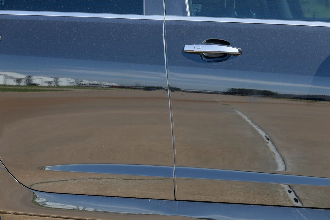 2017 Chevrolet SS - Image 26 of 31