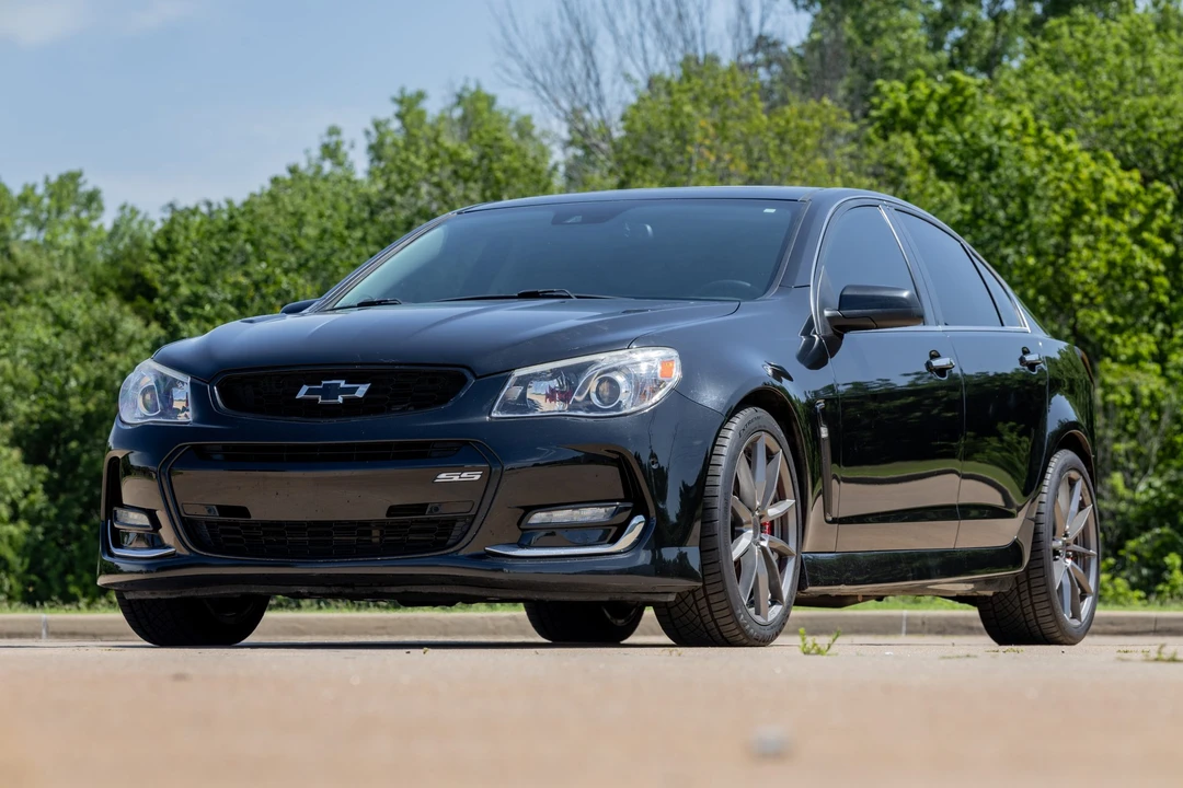 2017 Chevrolet SS - Image 2 of 31