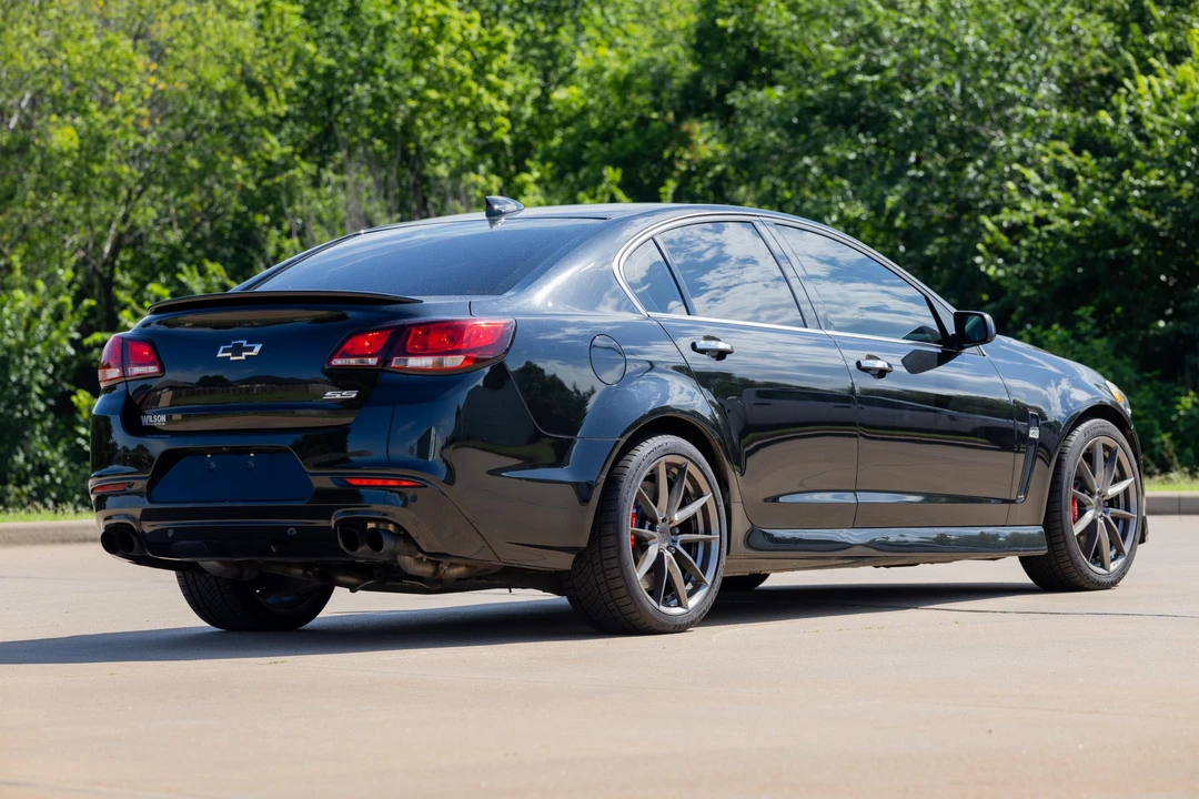 2017 Chevrolet SS - Image 8 of 31