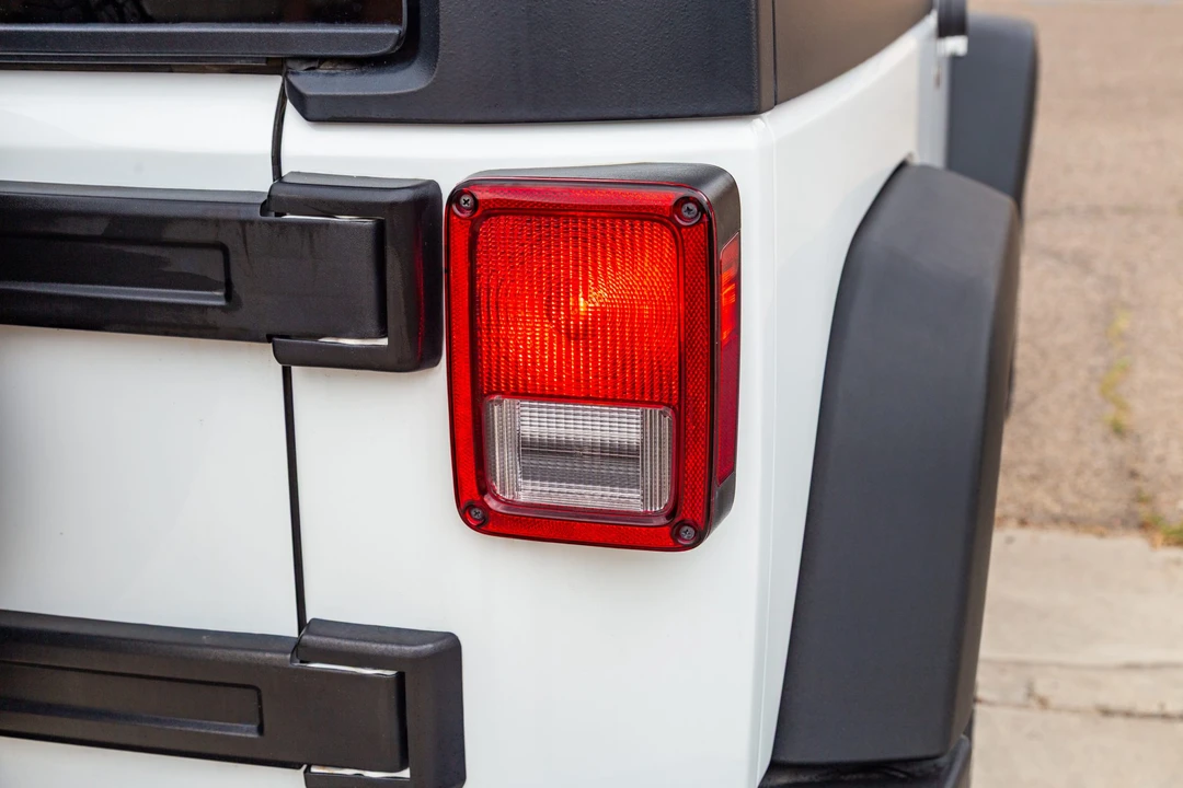 2017 Jeep JK Wrangler - Image 23 of 31