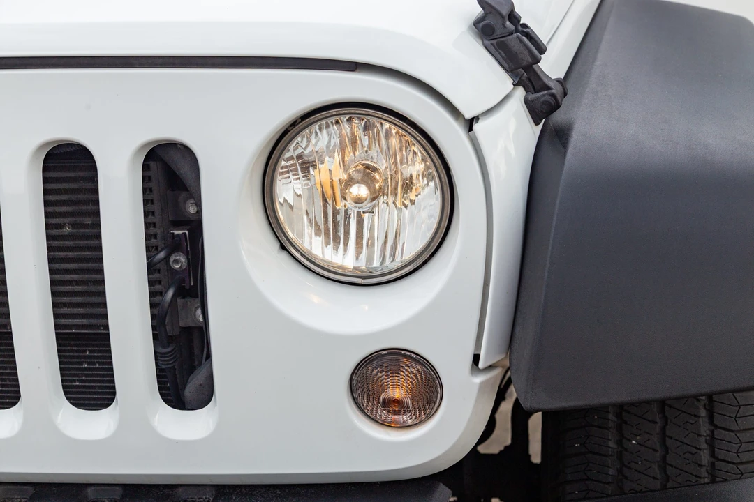 2017 Jeep JK Wrangler - Image 19 of 31