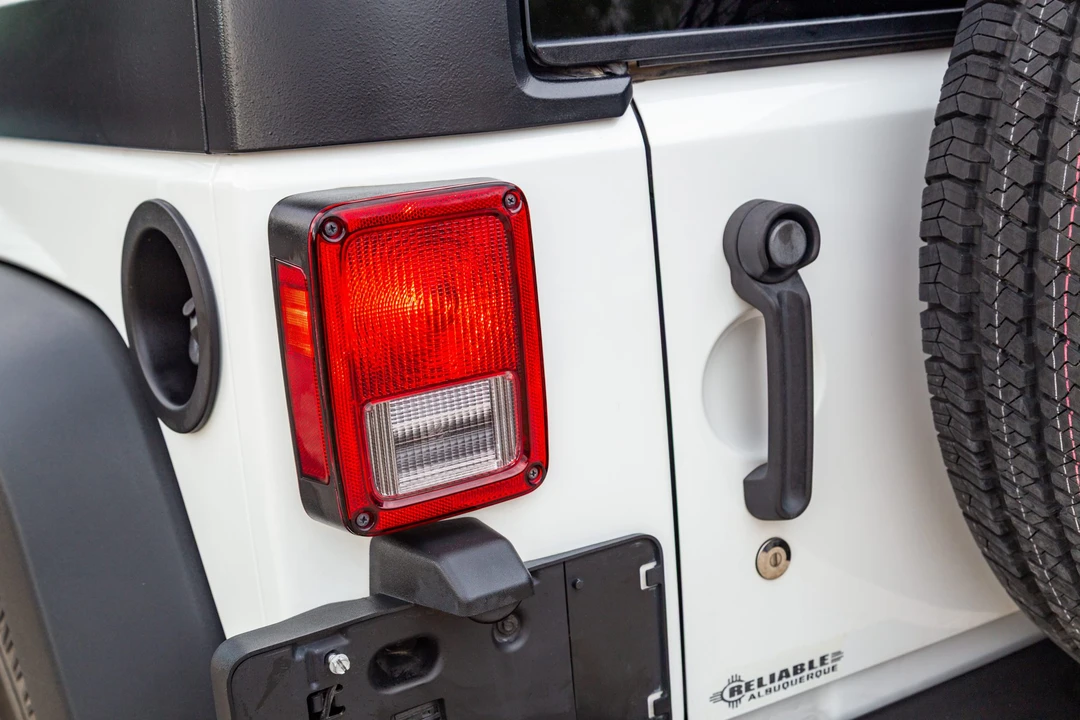 2017 Jeep JK Wrangler - Image 22 of 31