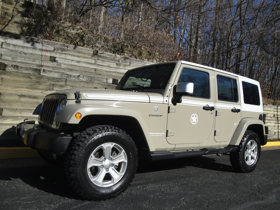 2017 Jeep JK Wrangler - Image 4 of 31