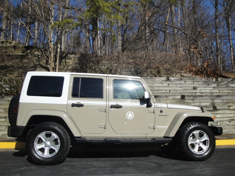 2017 Jeep JK Wrangler - Image 23 of 31