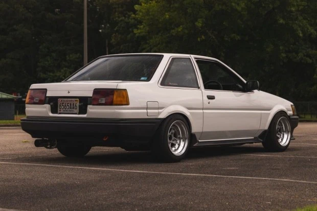 1984 Toyota Corolla AE86 - Image 2 of 8