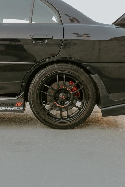 1996 Mitsubishi Lancer Evolution IV 6th Gen - Image 14 of 31