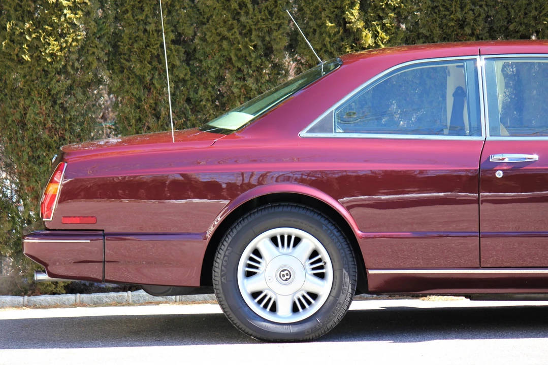 1996 Bentley Continental R - Image 6 of 31