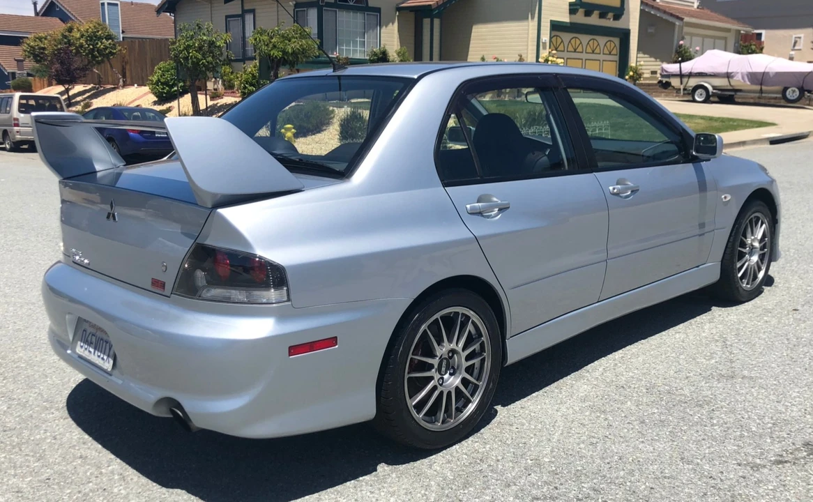 2006 Mitsubishi Lancer Evolution IX 8th Gen - Image 11 of 31