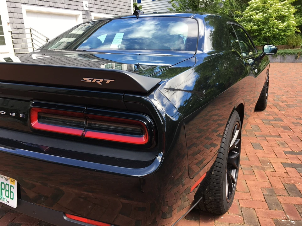 2015 Dodge Challenger SRT Hellcat 3rd Gen - Image 18 of 31