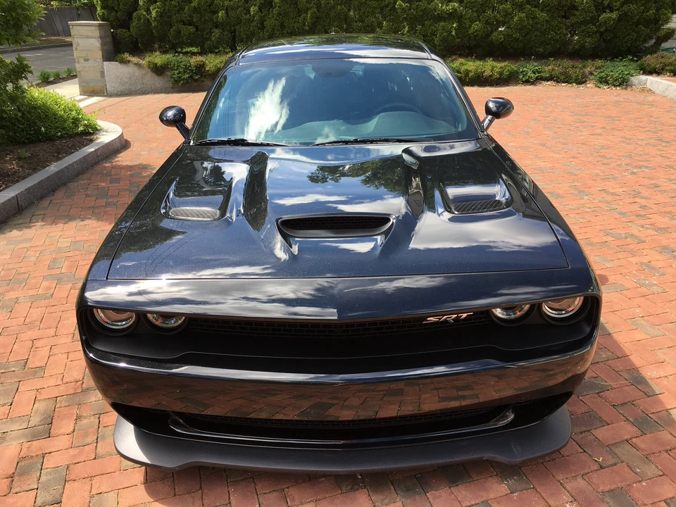2015 Dodge Challenger SRT Hellcat 3rd Gen - Image 9 of 31
