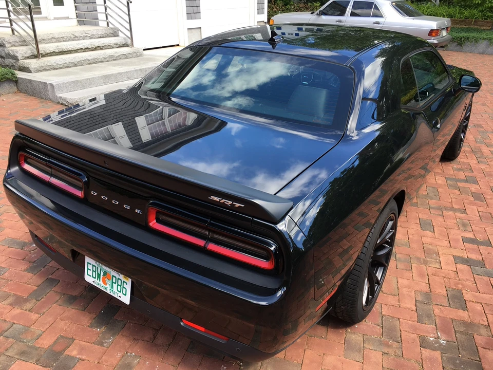 2015 Dodge Challenger SRT Hellcat 3rd Gen - Image 6 of 31