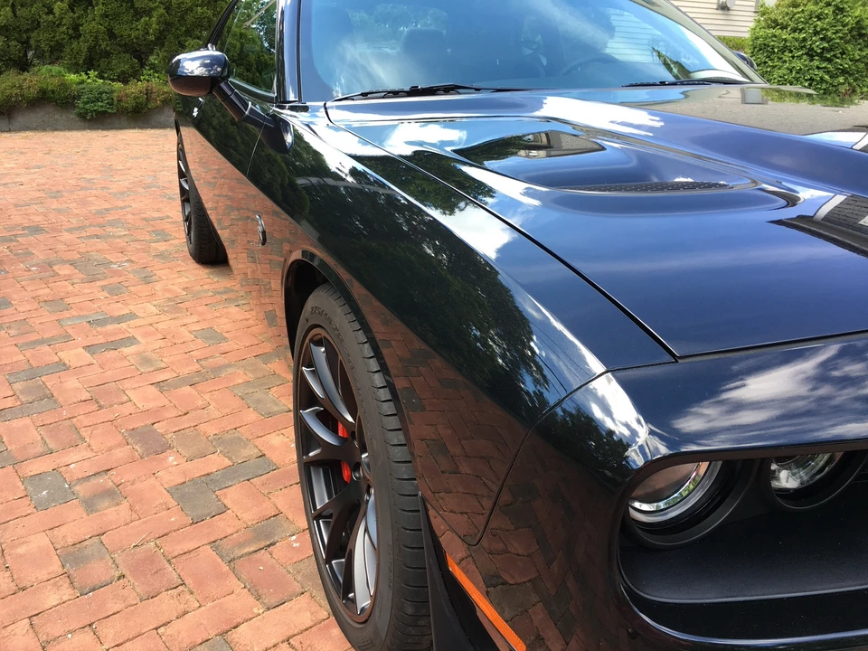 2015 Dodge Challenger SRT Hellcat 3rd Gen - Image 13 of 31