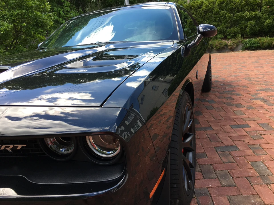2015 Dodge Challenger SRT Hellcat 3rd Gen - Image 14 of 31