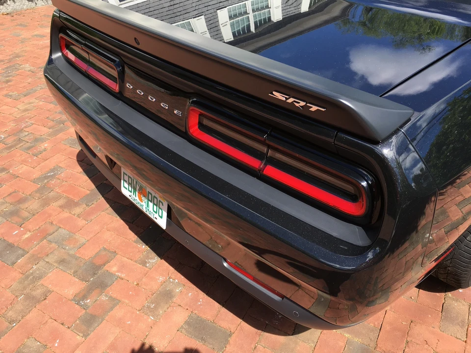 2015 Dodge Challenger SRT Hellcat 3rd Gen - Image 17 of 31